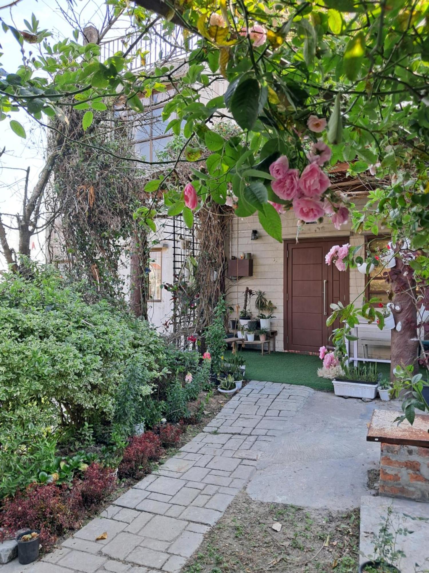 Dormitories/Hosteller, Giftland Homestay Āīzawl Buitenkant foto