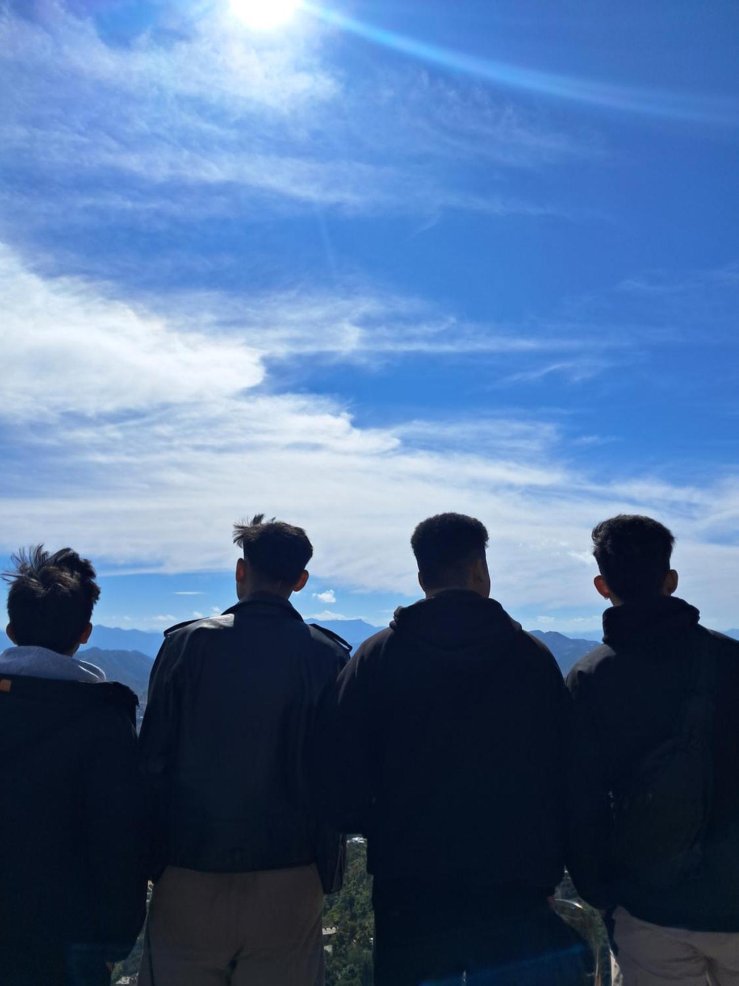 Dormitories/Hosteller, Giftland Homestay Āīzawl Buitenkant foto